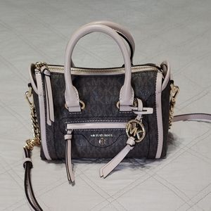 Michael Kors XS Carine NWOT